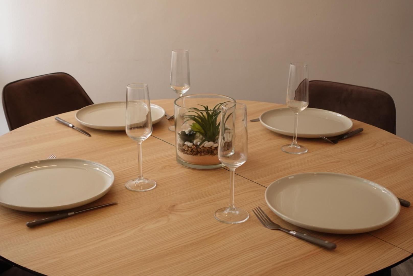 Parisian Retreat Pour 5 Personnes - 12 Min De Paris - Proche Gare Lägenhet Deuil-la-Barre Exteriör bild