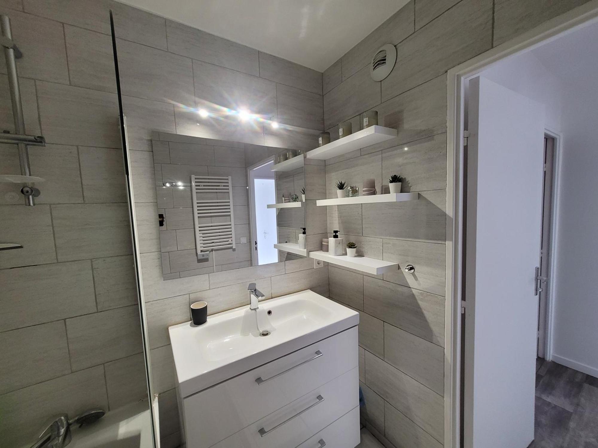 Parisian Retreat Pour 5 Personnes - 12 Min De Paris - Proche Gare Lägenhet Deuil-la-Barre Exteriör bild